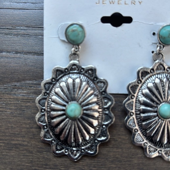 nOir Jewelry post drop earrings, silver tone concho, faux turquoise stones - Picture 3 of 6